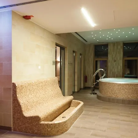 公寓 Beautiful In W/ Sauna, Wifi And 2 Bedrooms *